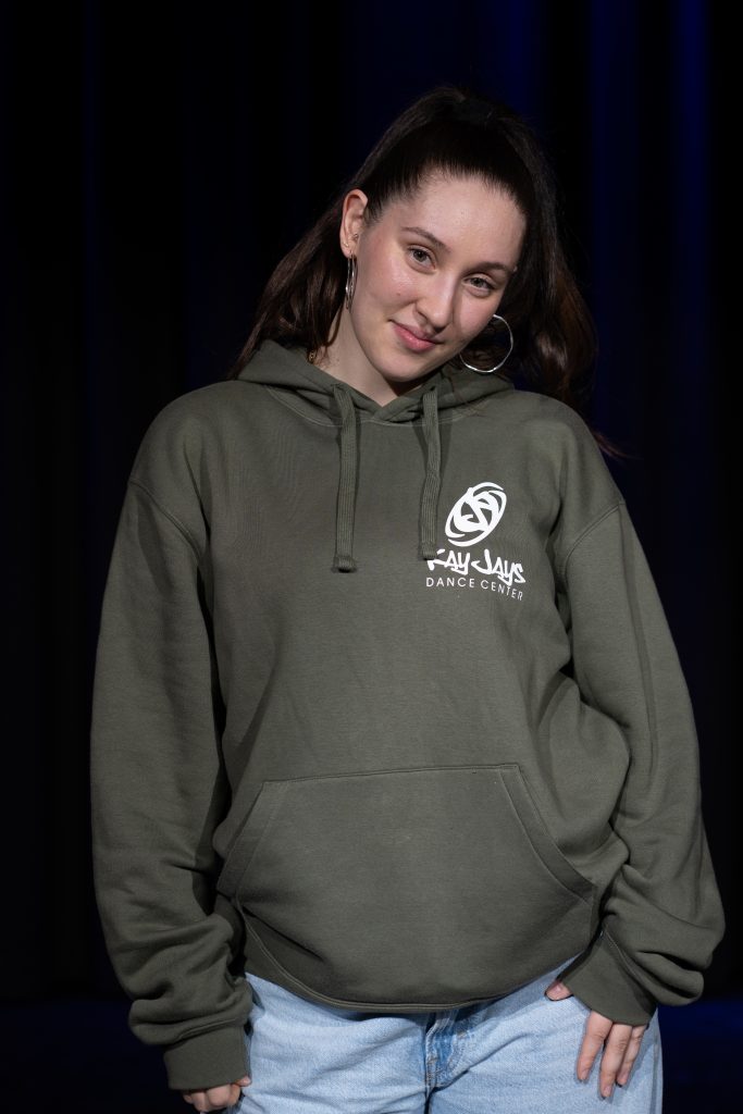 Eleni, Lehrerin für Dancehall und Hip-Hop im Tanzstudio in München