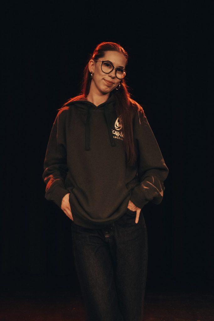 Eli Lehrerin für Kinder Hip-Hop im Tanzstudio in München.